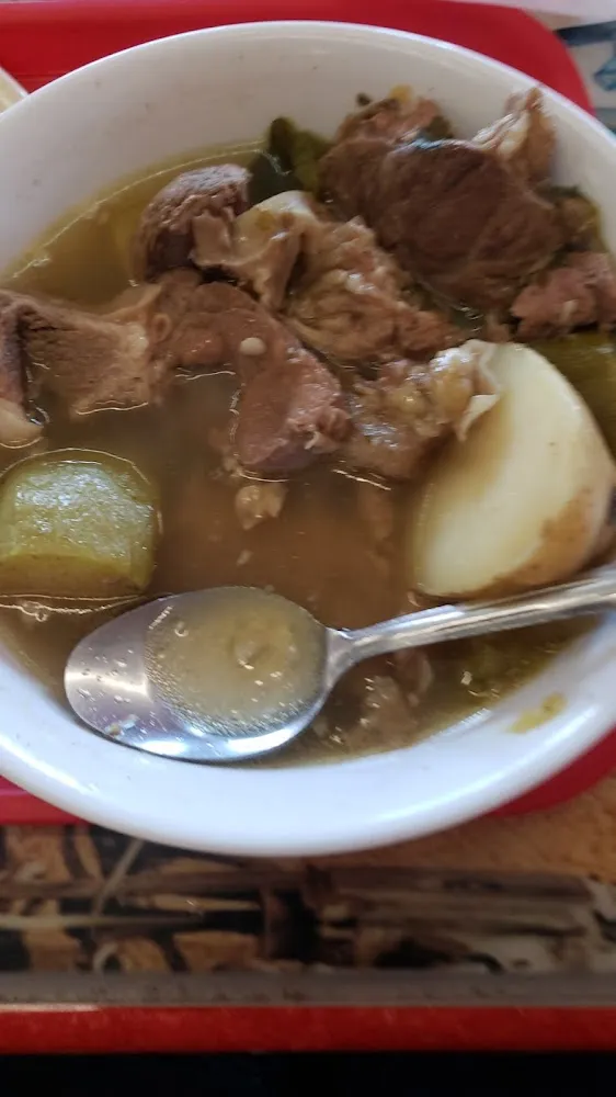 Caldo de Res